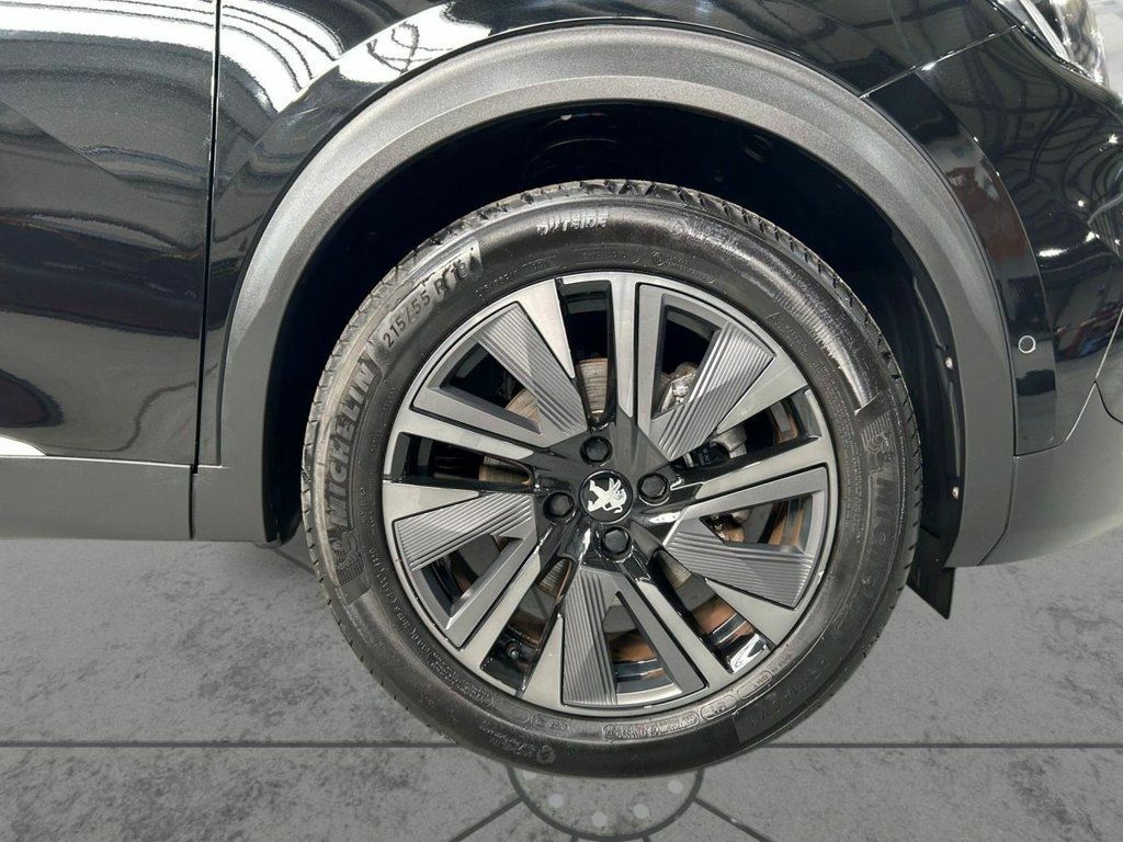 Peugeot e-2008 50Kwh Gt Premium Suv 136 Ps VN71SRX Black #5
