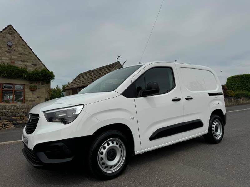 Vauxhall Combo 1.5 Turbo D 2300 Dynamic L1 H1 Euro 6 - 2022 White