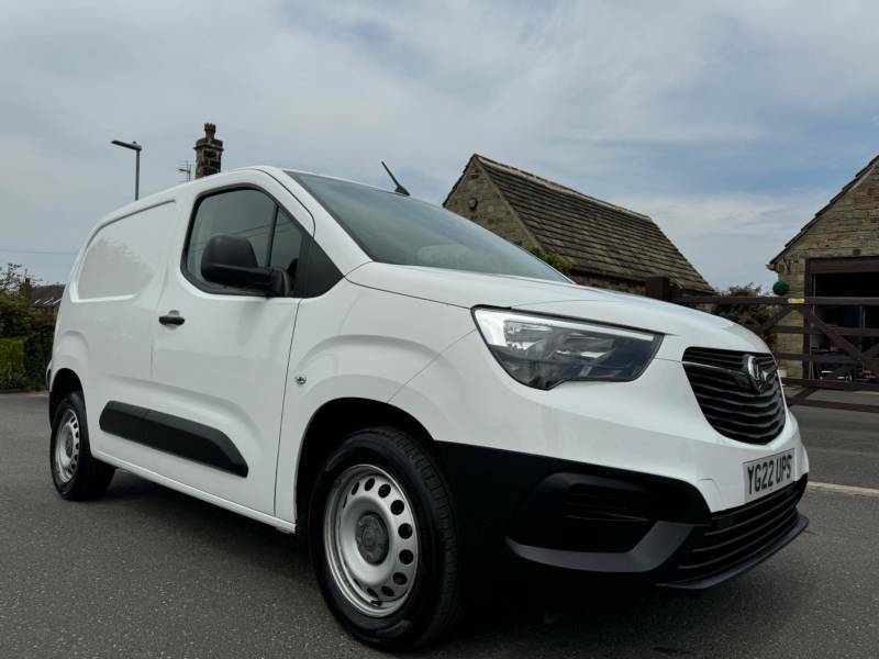 Vauxhall Combo 1.5 Turbo D 2300 Dynamic L1 H1 Euro 6 - 2022 White