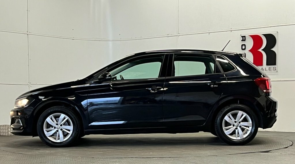 Volkswagen Polo 1.6L Se Black #6