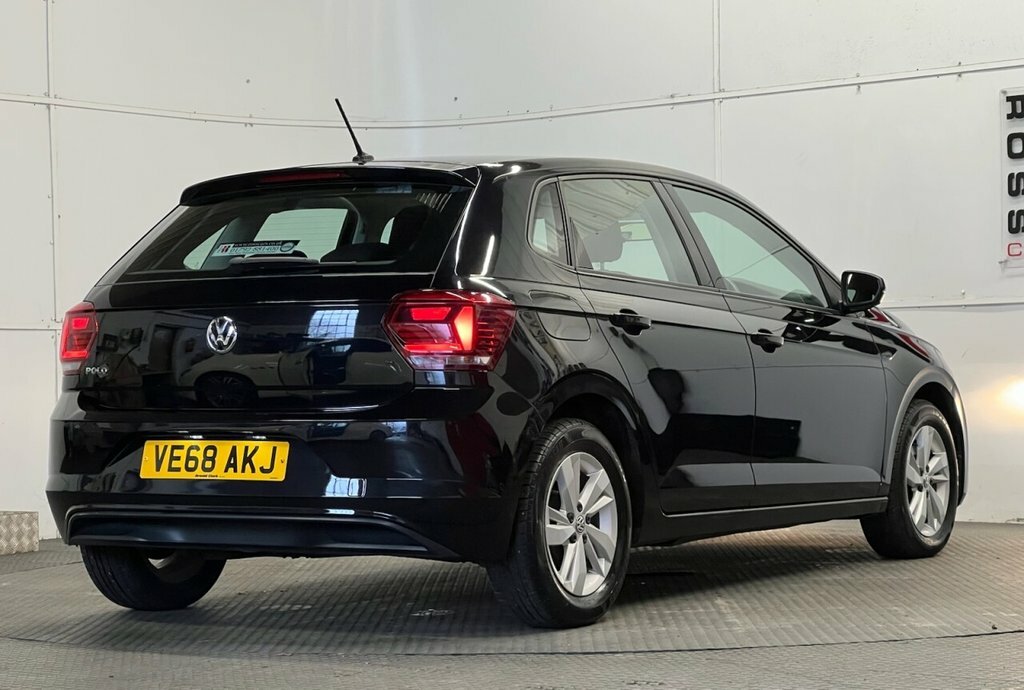 Volkswagen Polo 1.6L Se Black #3