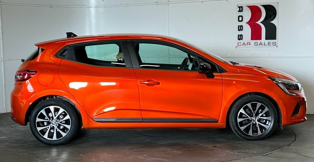 Renault Clio 1.6L Evolution CL23BPO Orange #2