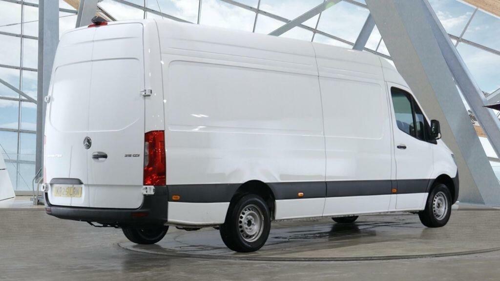 Mercedes-Benz Sprinter 2.0 315 Cdi Pro G-tronic Rwd L3 H2 Euro 6 Ss KR25LRN White #4