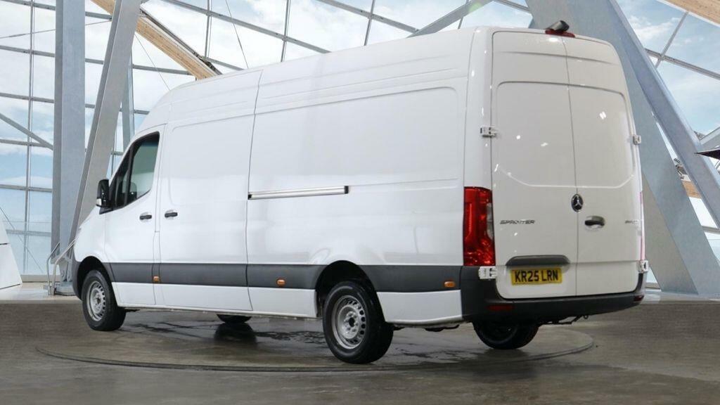 Mercedes-Benz Sprinter 2.0 315 Cdi Pro G-tronic Rwd L3 H2 Euro 6 Ss KR25LRN White #3