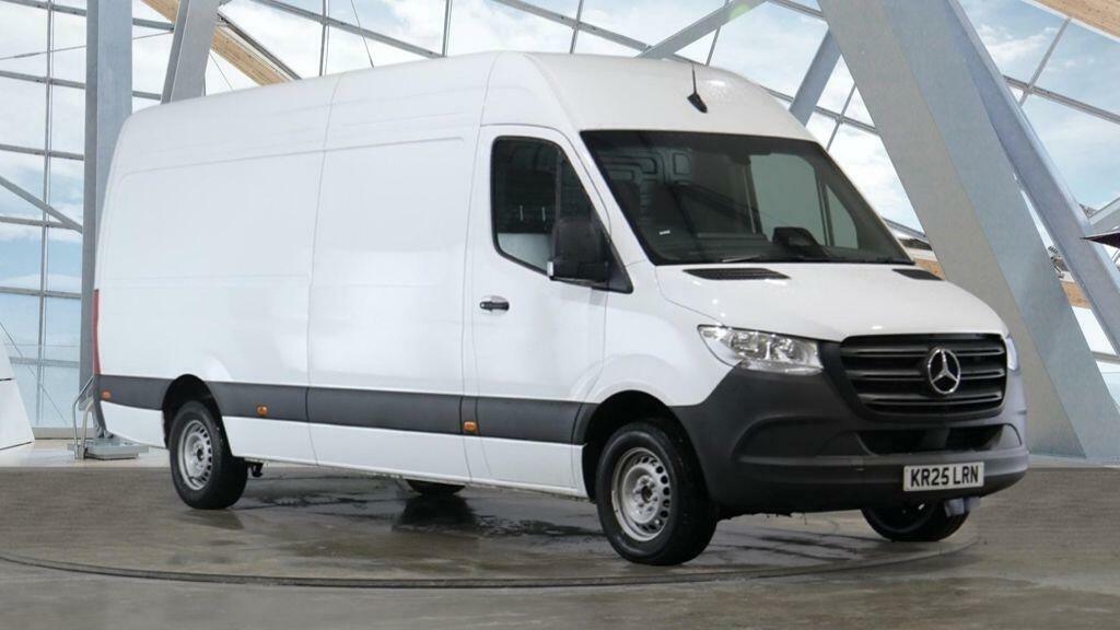 Mercedes-Benz Sprinter 2.0 315 Cdi Pro G-tronic Rwd L3 H2 Euro 6 Ss KR25LRN White #2