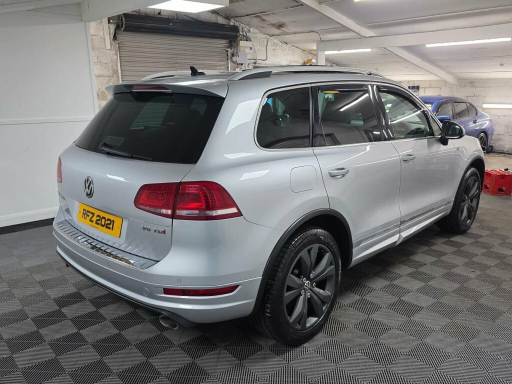Volkswagen Touareg 3.0 Tdi V6 Bluemotion Tech R-line Suv T RFZ2021 Silver #4