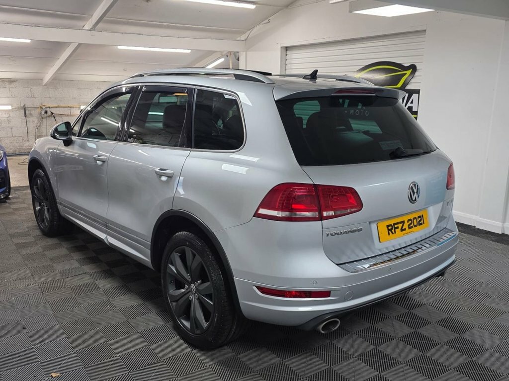 Volkswagen Touareg 3.0 Tdi V6 Bluemotion Tech R-line Suv T RFZ2021 Silver #2