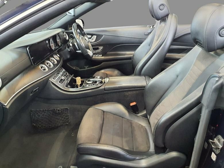 Mercedes-Benz E Class 2L Amg Line KP68OGX Blue #3