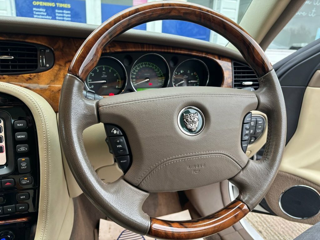 Jaguar  Hse White #19