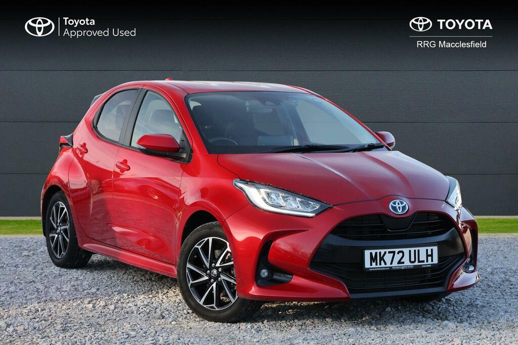Toyota Yaris 1.5 Vvt-h Design E-cvt Euro 6 Ss Red