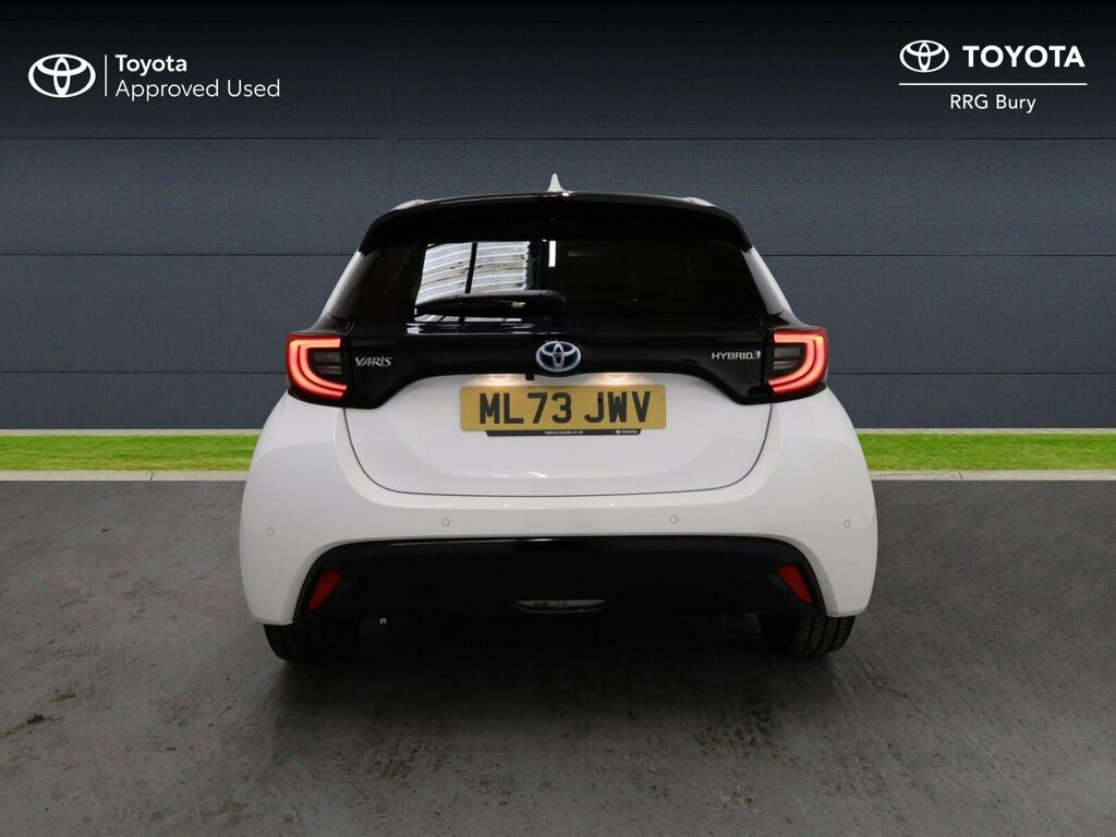 Toyota Yaris 1.5 Vvt-h Excel E-cvt Euro 6 Ss ML73JWV White #6