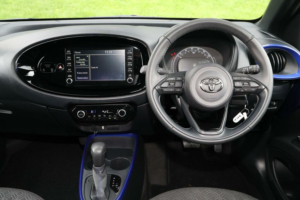 Toyota Aygo X 1.0 Vvt-i Edge X-shift Euro 6 Ss MK23JVM Blue #6