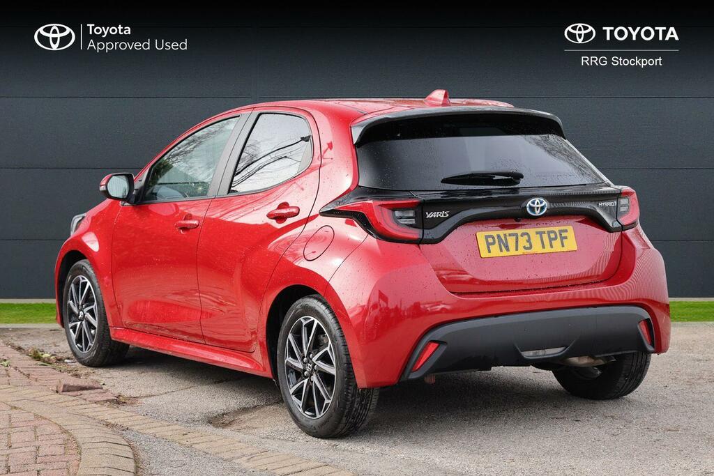 Toyota Yaris 1.5 Vvt-h Design E-cvt Euro 6 Ss PN73TPF Red #4