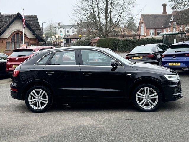 Audi Q3 1.4 Tfsi Cod S Line Edition Suv S Troni LR17SNV Black #6