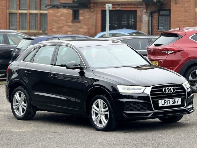 Audi Q3 1.4 Tfsi Cod S Line Edition Suv S Troni LR17SNV Black #2