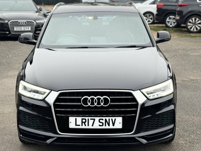 Audi Q3 1.4 Tfsi Cod S Line Edition Suv S Troni LR17SNV Black #4