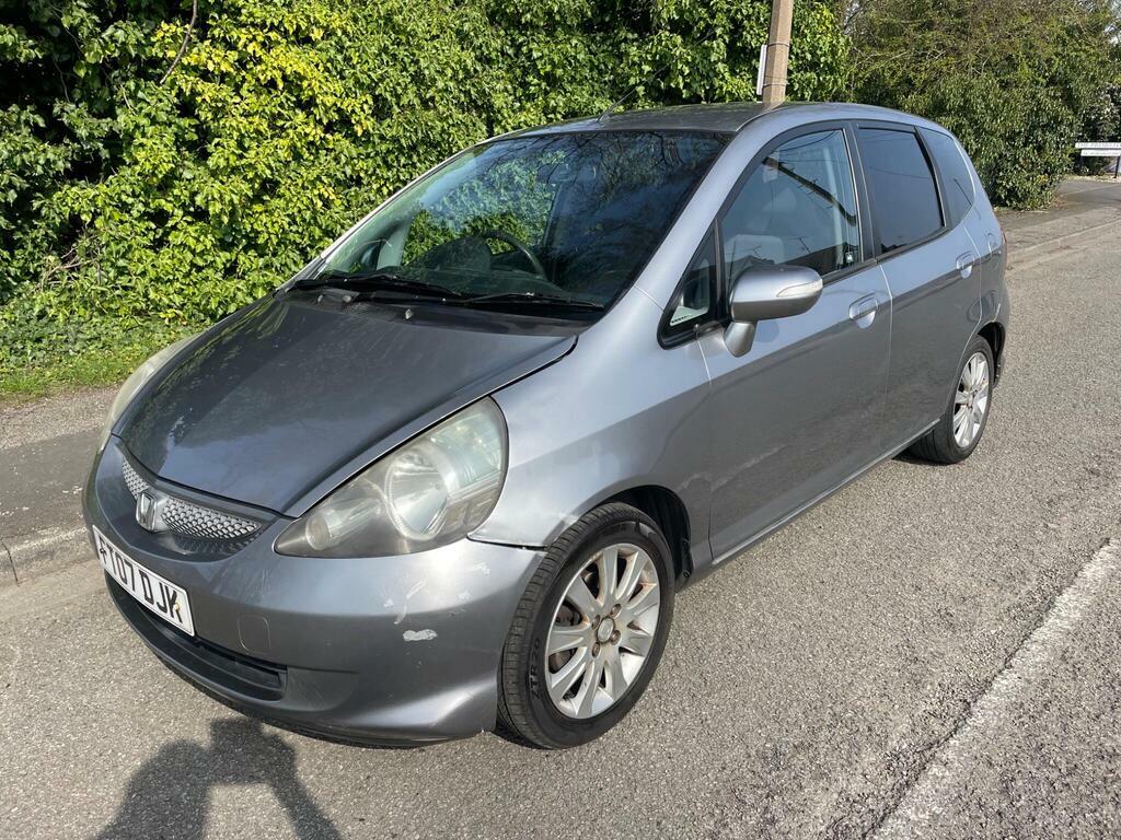 Honda Jazz 1.4 I-dsi Se Cvt-7 Silver