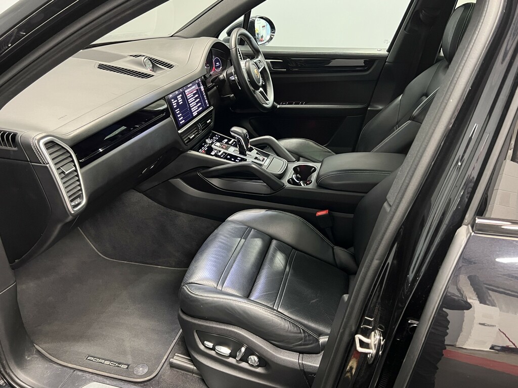 Porsche Cayenne Suv 3.0T V6 Gpf Suv Tiptronics 4Wd Euro VN21JKV Black #3