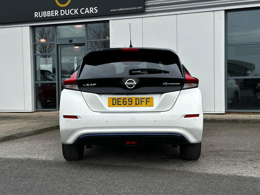 Nissan Leaf 62Kwh E Tekna Hatchback 217 Ps DE69DFF White #6