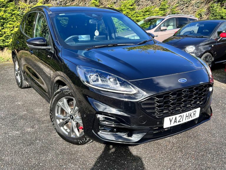 Ford Kuga 2.5 Ecoboost Duratec 14.4Kwh St-line First Edition Black