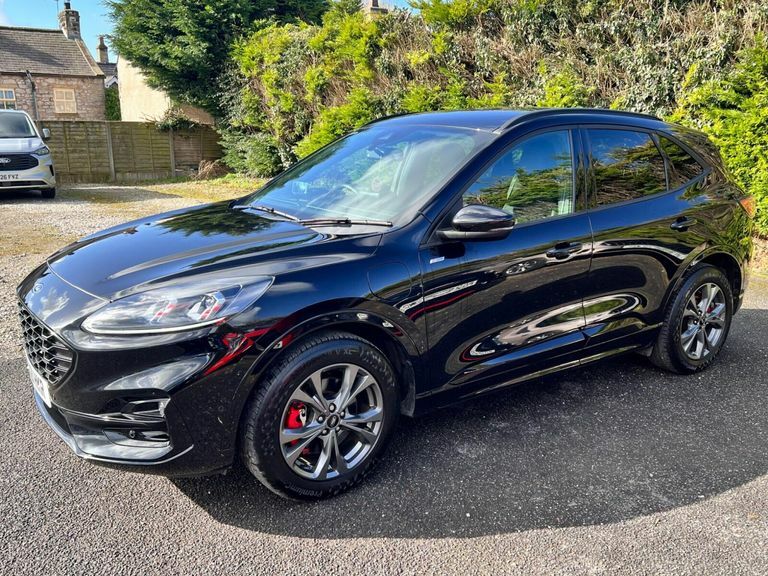 Ford Kuga 2.5 Ecoboost Duratec 14.4Kwh St-line First Edition YA21HKR Black #4
