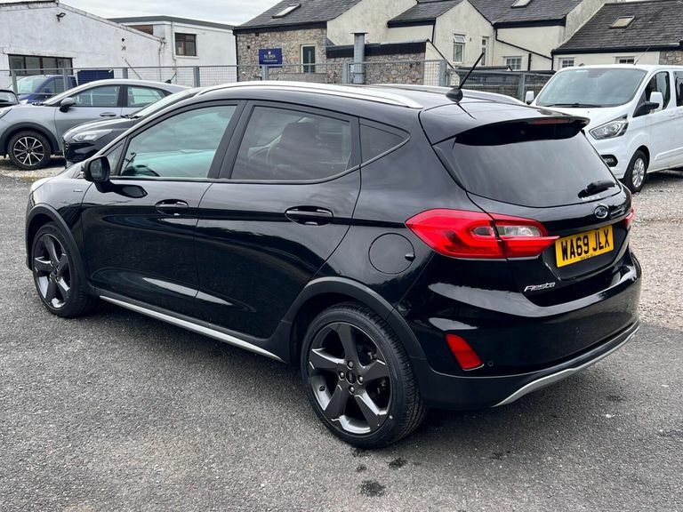 Ford Fiesta 1.0T Ecoboost Active X Euro 6 Ss WA69JLX Black #6