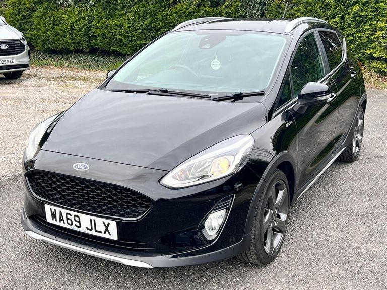 Ford Fiesta 1.0T Ecoboost Active X Euro 6 Ss WA69JLX Black #4