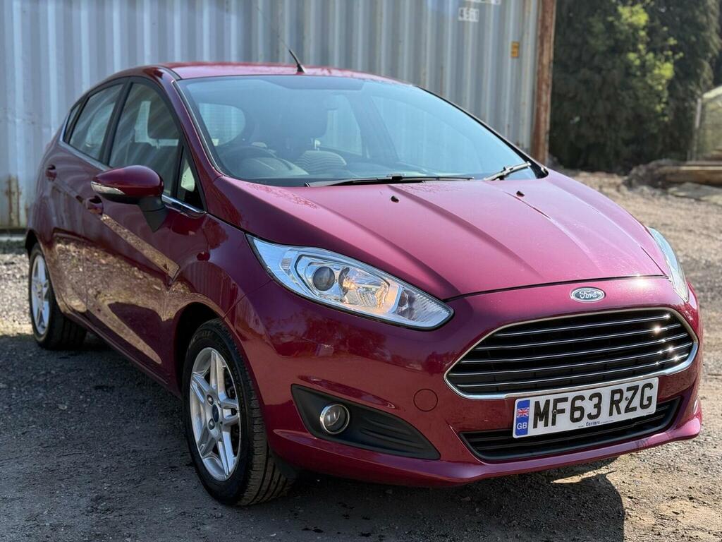 Ford Fiesta Hatchback 1.0 Zetec Euro 5 Ss 201363 MF63RZG Red #2
