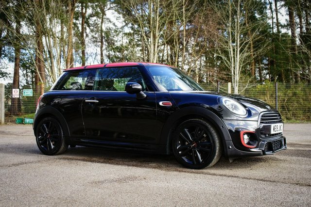 Mini Hatch 2019 1.5 Cooper Sport Hatchback Black