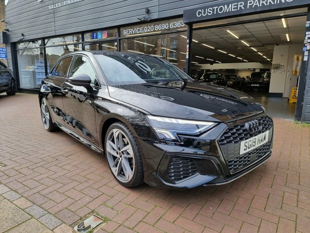 Audi A3 2024 1.5 Tfsi 35 Black Edition Sportback Petro YS24FXX Black #5