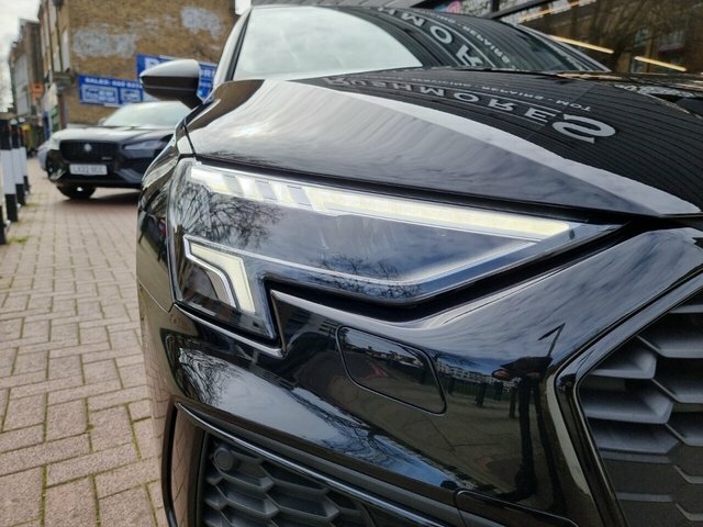 Audi A3 2024 1.5 Tfsi 35 Black Edition Sportback Petro YS24FXX Black #6