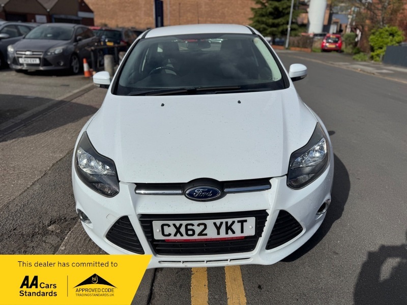 Ford Focus 1.6 Zetec Powershift Euro CX62YKT White #4