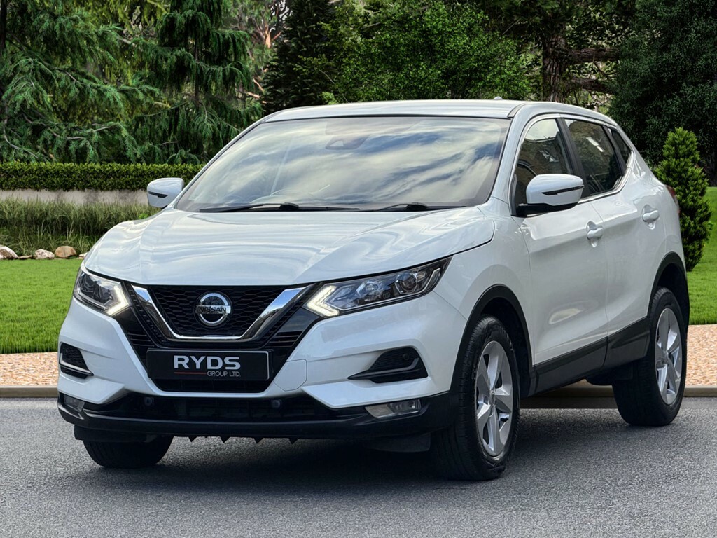 Nissan Qashqai Acenta Premium Dig-t LR70FCP White #3