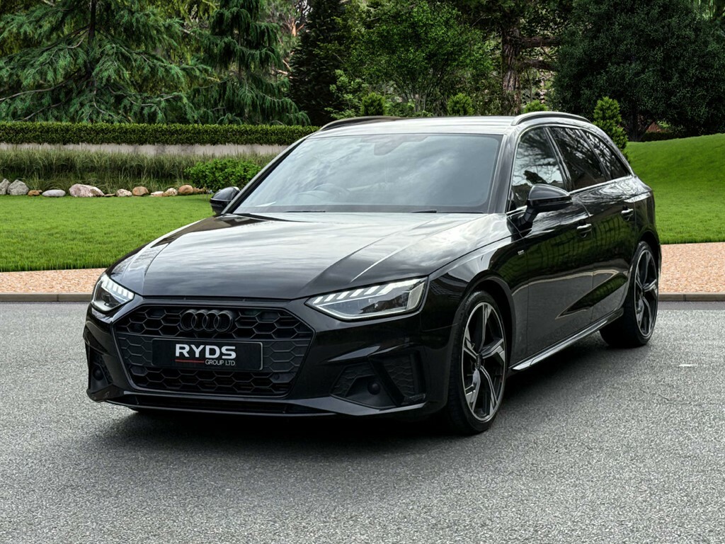 Audi A4 Black Edition 35 Tfsi Mhev BG71JWN Black #3