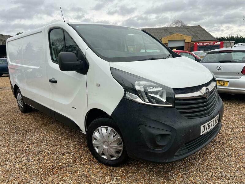 Vauxhall Vivaro 1.6 Cdti 2900 L2 DV67LYD White #2