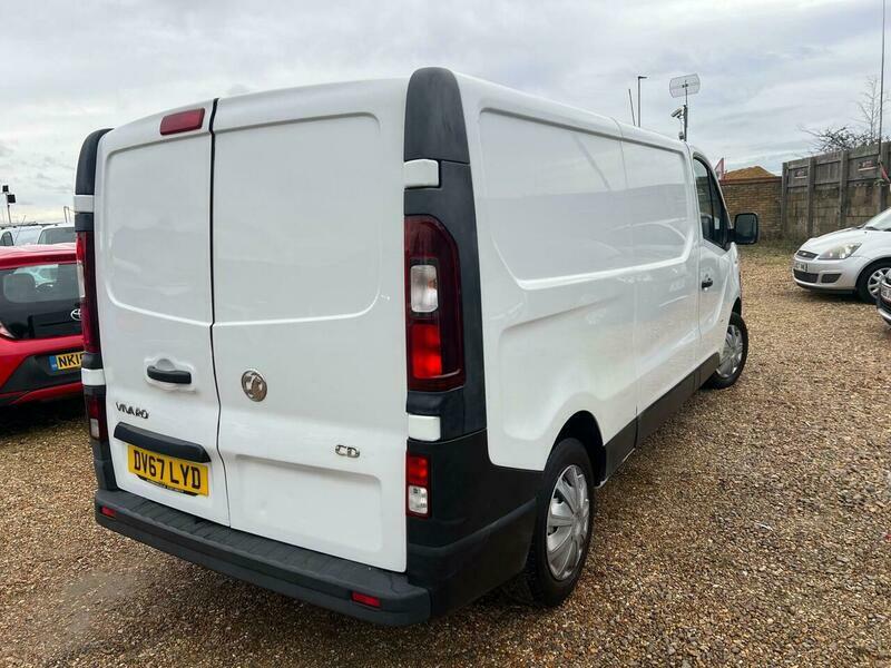 Vauxhall Vivaro 1.6 Cdti 2900 L2 DV67LYD White #5