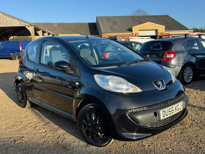 Peugeot 107 1.0 12V Urban 2 Black #2