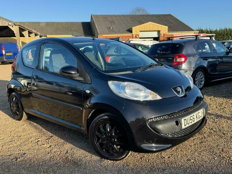 Peugeot 107 1.0 12V Urban 2 Black