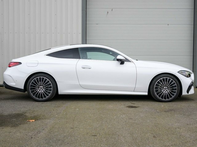 Mercedes-Benz CLE Class 2024 2.0 Cle300h Mhev Amg Line Premium Coupe White #5