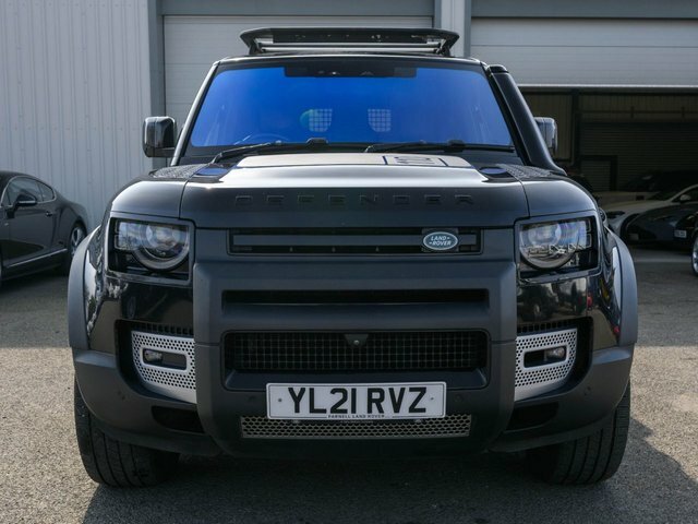 Land Rover Defender 2021 3.0 D250 Mhev Se Hard Top Suv YL21RVZ Black #5