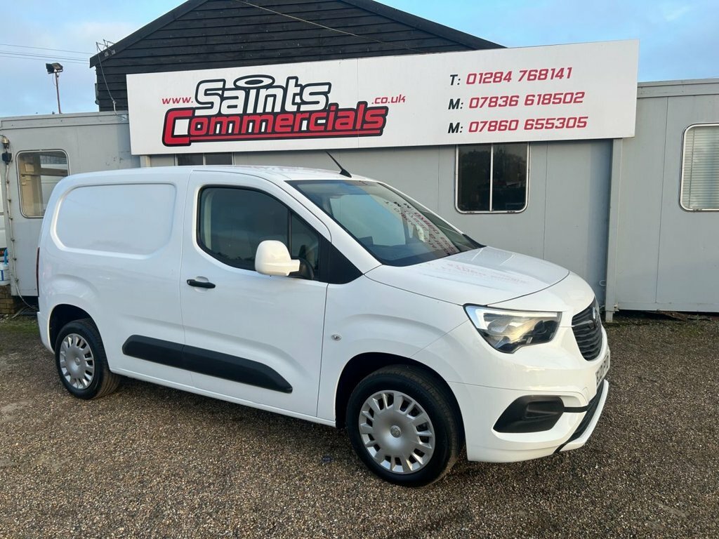Vauxhall Combo 1.5L Sportive White