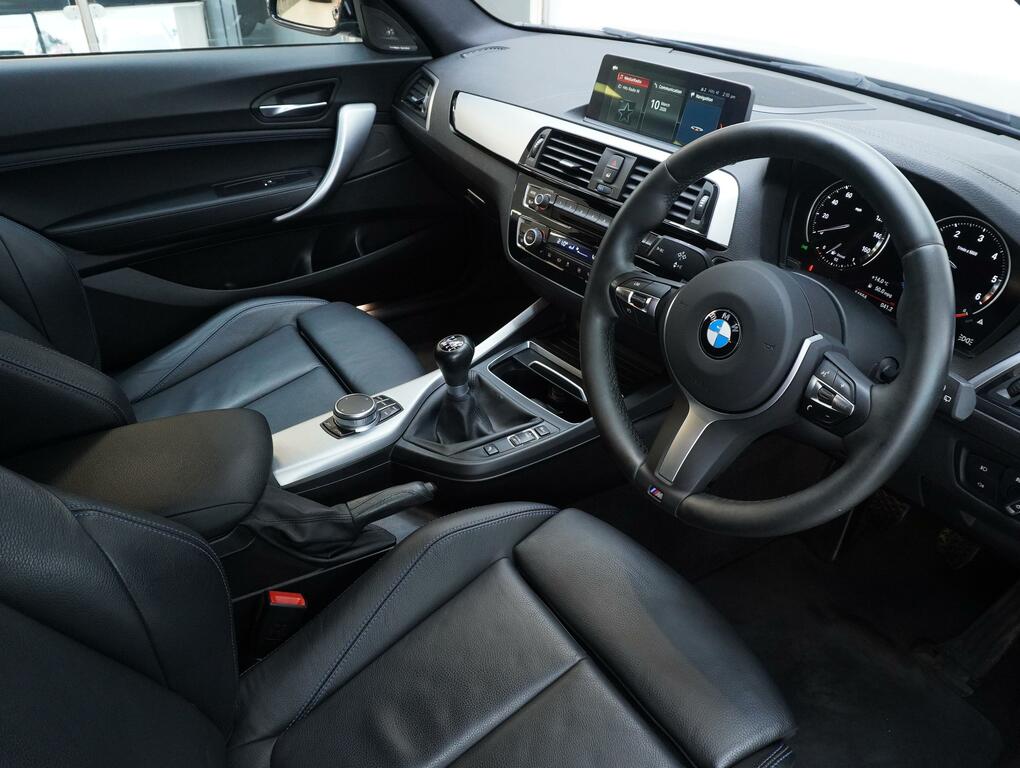 BMW 1 Series 2.0 118D M Sport Shadow Edition Hatchback Dies YJ19VHE Grey #3