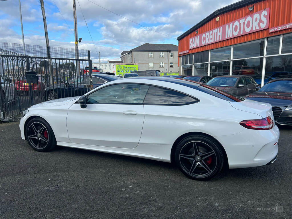 Mercedes-Benz C Class C300 Amg Line YD66DWY White #4