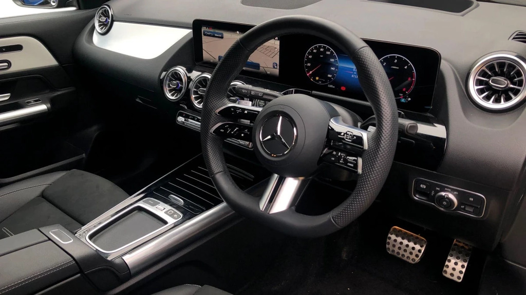 Mercedes-Benz GLA Class Gla 200 Amg Line Premium KO25NWB Grey #3