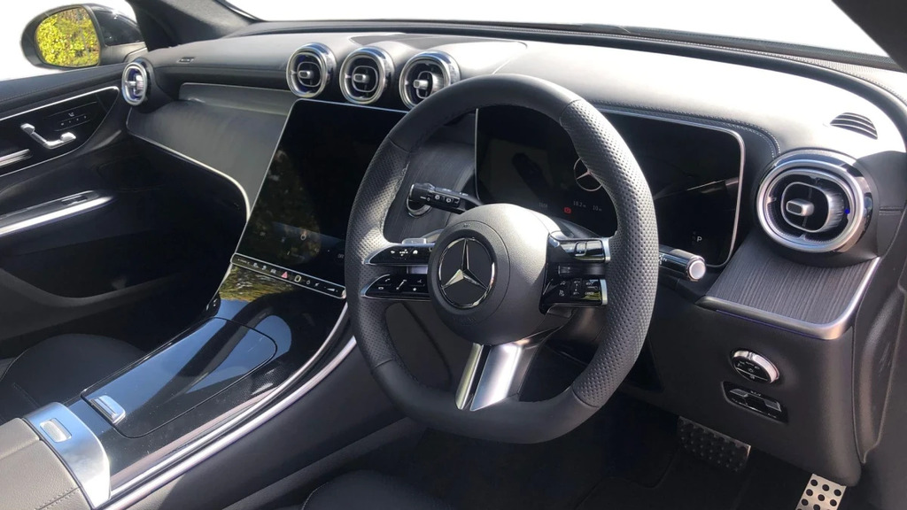 Mercedes-Benz GLC Class Glc 300 Amg Lne Premium E KP75OBC Black #3