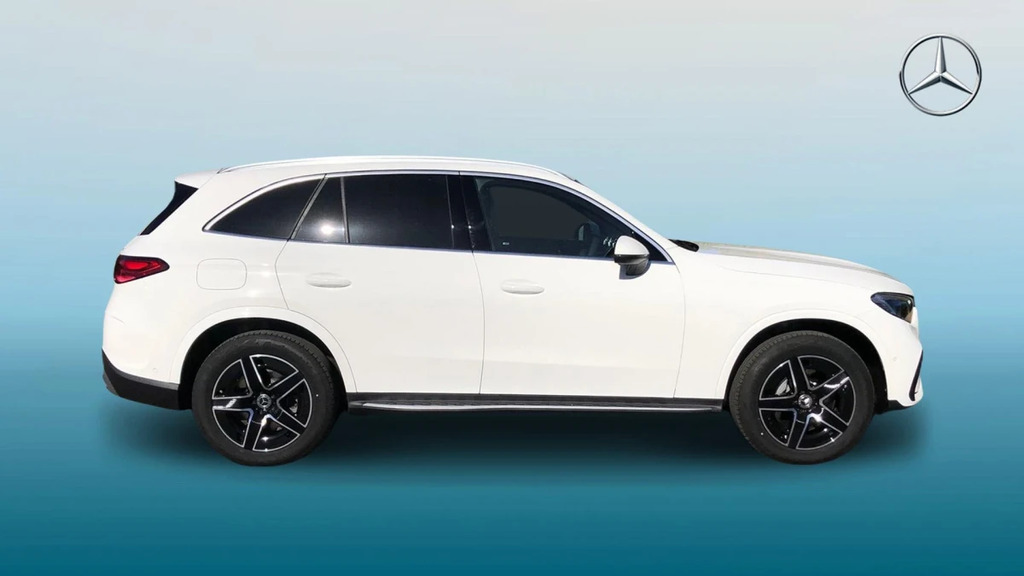 Mercedes-Benz GLC Class Glc 300 Amg Line E 4Matic KP75SYF White #4