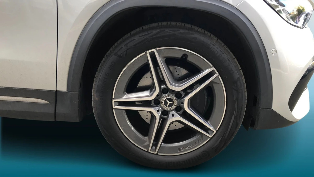 Mercedes-Benz GLA Class Gla 220 Amg Line Prem D Silver #5