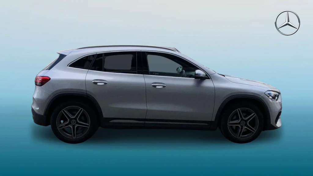 Mercedes-Benz GLA Class Gla 220 Amg Line Prem D Silver #4