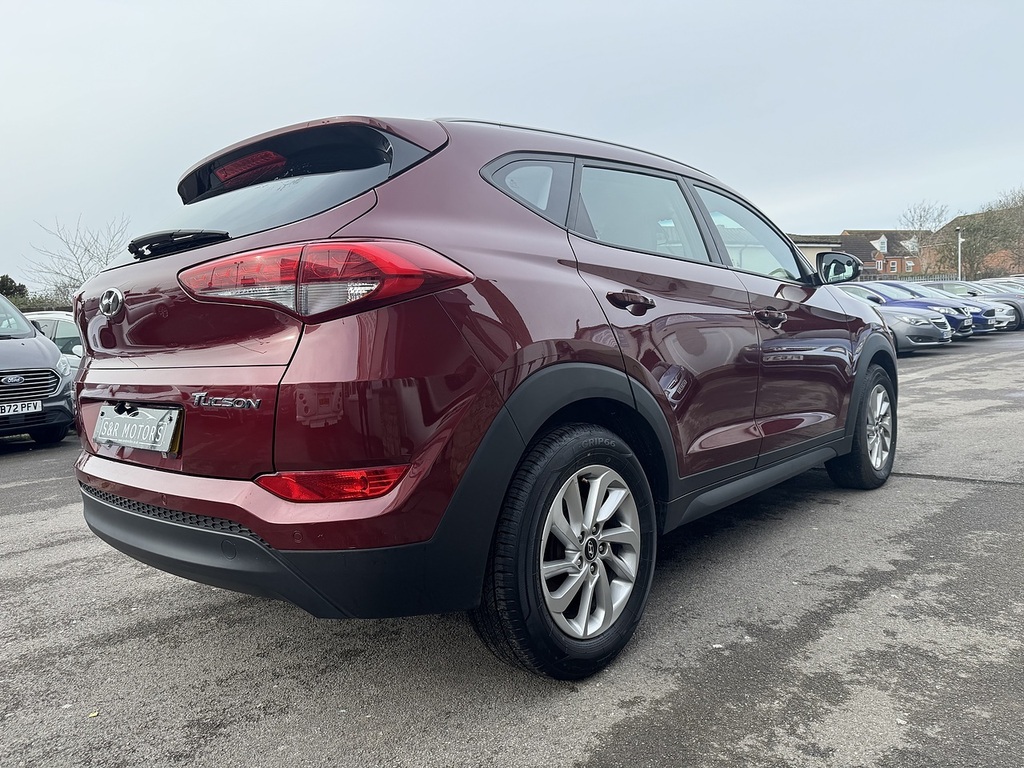 Hyundai Tucson Crdi Blue Drive Se GH16EFF Red #4