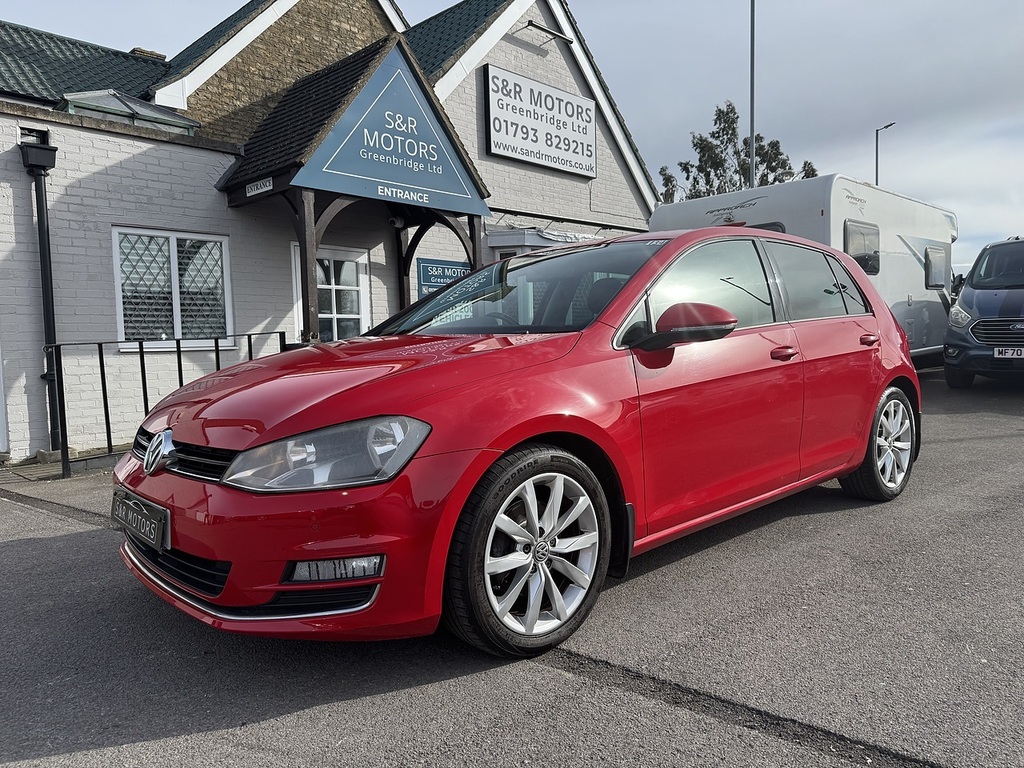 Volkswagen Golf Tdi Bluemotion Tech Gt YA64GWL Red